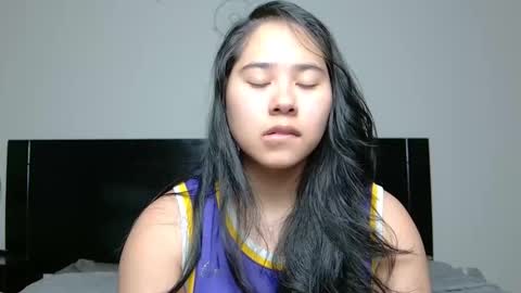 Anna online show from October 22, 2025, 4:35 am