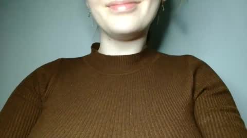 Bella online show from April 1, 2026, 4:37 pm