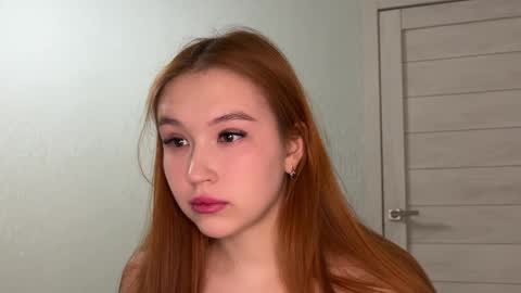 anne_blossomm online show from January 15, 2026, 6:44 pm