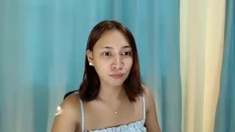 Snapshot of anne_chanelx chatting on December 18, 2025, 8:42 am anne_chanelx online show from December 18, 2025, 8:42 am