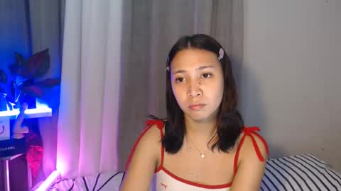 Snapshot of anne_chanelx chatting on March 12, 2026, 4:35 pm anne_chanelx online show from March 12, 2026, 4:35 pm