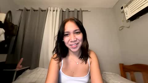 Snapshot of anne_chanelx chatting on April 13, 2026, 9:26 am anne_chanelx online show from April 13, 2026, 9:26 am