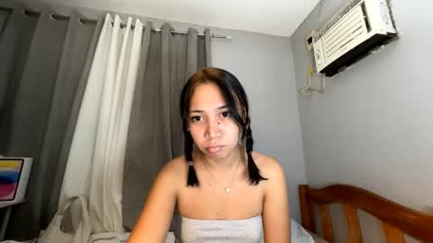 Snapshot of anne_chanelx chatting on April 15, 2026, 7:58 pm anne_chanelx online show from April 15, 2026, 7:58 pm