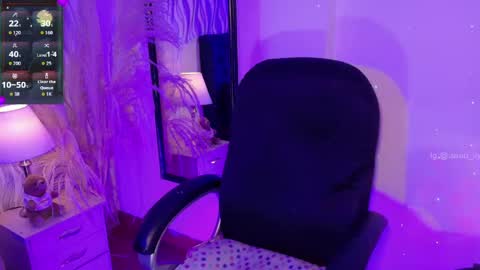   online show from April 15, 2026, 9:37 pm