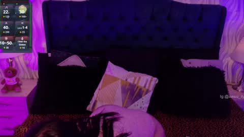 Snapshot of anne_honey55 chatting on April 19, 2026, 1:05 am online show from April 19, 2026, 1:05 am