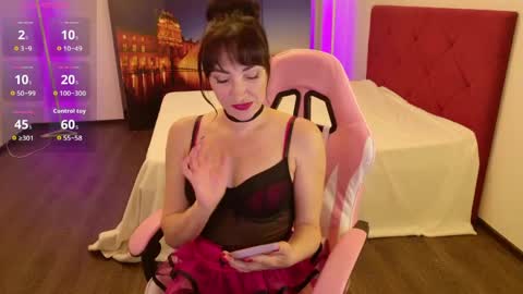 Snapshot of anne_karma chatting on April 19, 2026, 7:16 pm anne_karma online show from April 19, 2026, 7:16 pm