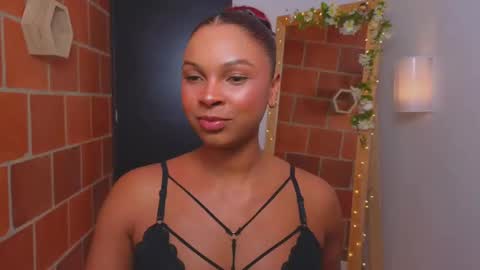 Snapshot of anne_rachel chatting on January 14, 2025, 9:09 pm anne_rachel online show from January 14, 2025, 9:09 pm