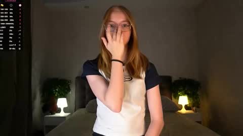 Eva online show from November 22, 2025, 6:51 pm