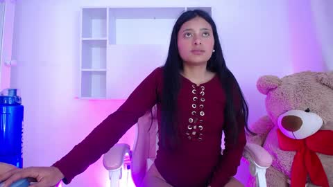 Snapshot of anni99_ chatting on January 4, 2025, 4:11 pm Anni online show from January 4, 2025, 4:11 pm