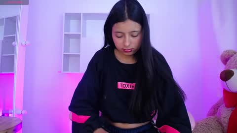 Snapshot of anni99_ chatting on January 31, 2025, 10:31 am Anni online show from January 31, 2025, 10:31 am