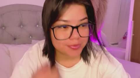Snapshot of annie_20_ chatting on April 24, 2026, 11:23 am annie_20_ online show from April 24, 2026, 11:23 am
