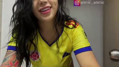 JEANNE no olvides seguirme dont forget follow me  uu online show from July 3, 2026, 9:32 pm