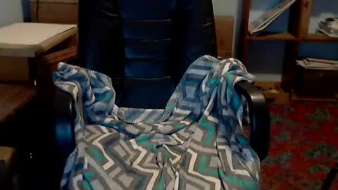 Snapshot of anniegurl chatting on December 14, 2024, 12:55 pm anniegurl online show from December 14, 2024, 12:55 pm