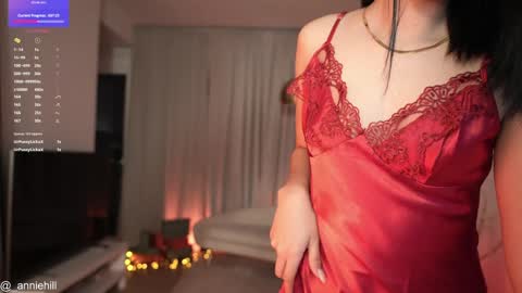 anniehillofficial_ online show from December 20, 2024, 8:12 pm