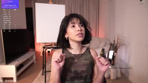 anniehillofficial_ online show from February 12, 2025, 9:11 pm