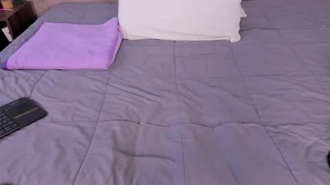 Annie online show from November 9, 2025, 11:41 am