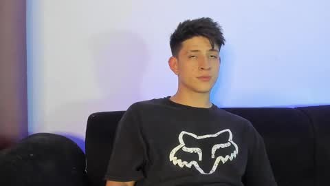 Annie  Alex online show from March 1, 2025, 4:26 am