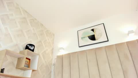 Annie Queen online show from November 16, 2025, 2:06 am