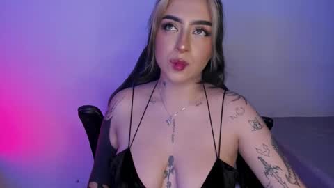 Annika online show from November 7, 2025, 10:21 pm