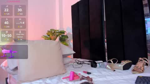 Snapshot of annita_01 chatting on November 4, 2025, 7:02 pm Annita online show from November 4, 2025, 7:02 pm