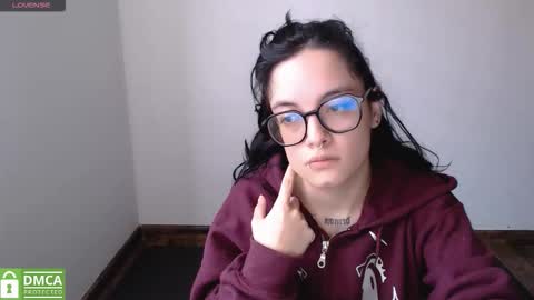 Gaby 3 online show from November 13, 2025, 7:35 pm