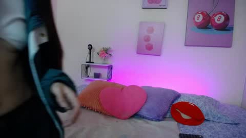 Snapshot of anny_cotton chatting on April 20, 2026, 7:37 pm Anny cotton online show from April 20, 2026, 7:37 pm