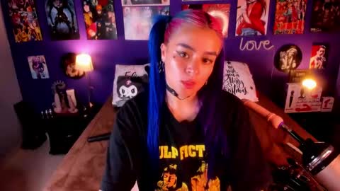 Snapshot of anny_cross chatting on January 17, 2025, 3:12 am Paty online show from January 17, 2025, 3:12 am