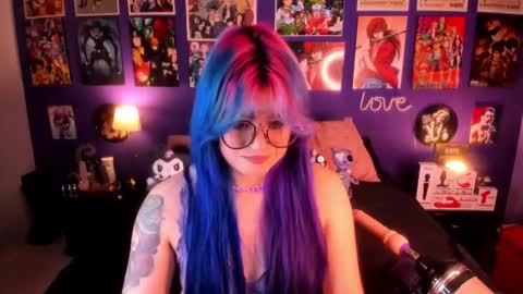 Snapshot of anny_cross chatting on February 13, 2025, 1:50 am Paty online show from February 13, 2025, 1:50 am