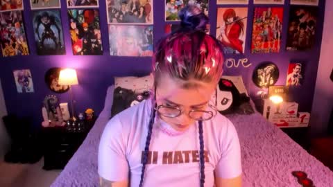 Snapshot of anny_cross chatting on September 10, 2025, 11:38 pm Paty online show from September 10, 2025, 11:38 pm