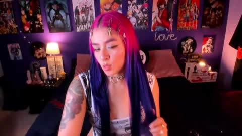 Snapshot of anny_cross chatting on October 15, 2025, 11:49 pm Paty online show from October 15, 2025, 11:49 pm