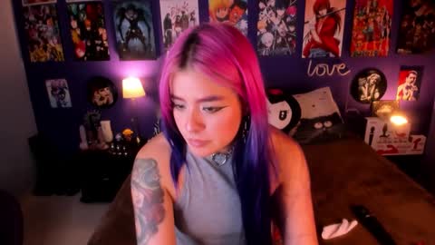 Snapshot of anny_cross chatting on November 5, 2025, 3:17 am Paty online show from November 5, 2025, 3:17 am