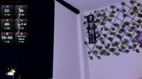 Snapshot of anny_kiitty_ chatting on May 13, 2026, 5:38 am Anny online show from May 13, 2026, 5:38 am