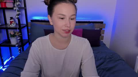 Snapshot of anny_limis chatting on December 31, 2024, 8:04 am Anna online show from December 31, 2024, 8:04 am