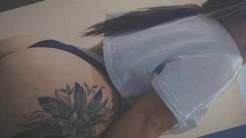 ANNY LOUIS online show from January 5, 2025, 1:13 am