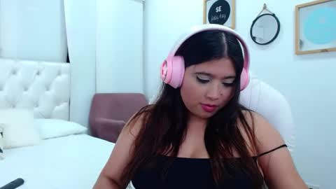 ANNY LOUIS online show from January 5, 2025, 4:14 am