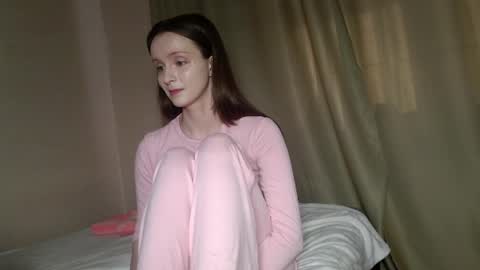Snapshot of anny_meow chatting on May 7, 2026, 1:05 pm Ann My current schedule is below online show from May 7, 2026, 1:05 pm