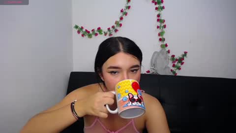 Snapshot of anny_naf chatting on April 28, 2026, 4:34 pm Anny online show from April 28, 2026, 4:34 pm