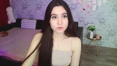 Annie online show from December 7, 2024, 6:54 am