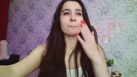 Annie online show from January 6, 2025, 4:26 am