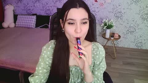 Annie online show from January 17, 2025, 2:39 pm