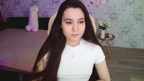 Annie online show from January 26, 2025, 11:28 am