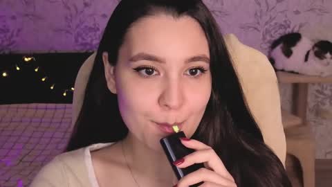 Snapshot of anny_shine chatting on May 30, 2026, 10:40 pm Annie online show from May 30, 2026, 10:40 pm