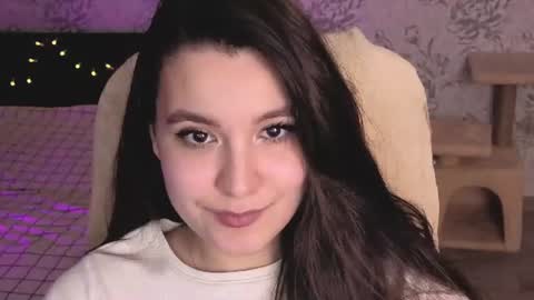 Annie online show from July 18, 2026, 5:39 pm