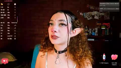 Anny  IG online show from November 27, 2025, 5:09 am