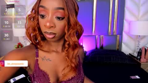 Snapshot of annyosoriio chatting on October 24, 2025, 8:38 pm Anny online show from October 24, 2025, 8:38 pm