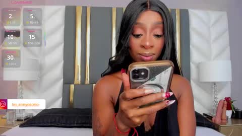 Snapshot of annyosoriio chatting on November 28, 2025, 6:54 pm Anny online show from November 28, 2025, 6:54 pm