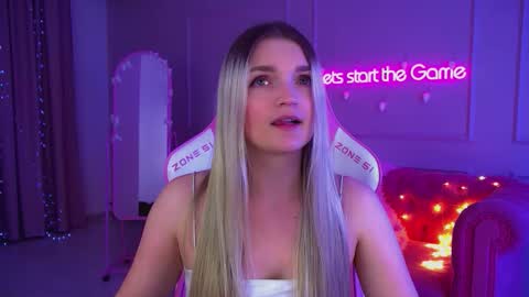 Snapshot of annyraii chatting on December 5, 2025, 6:26 pm annyraii online show from December 5, 2025, 6:26 pm