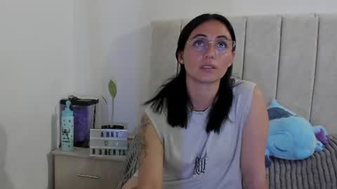 Snapshot of annyroberts_89 chatting on July 24, 2026, 9:35 pm Anny online show from July 24, 2026, 9:35 pm