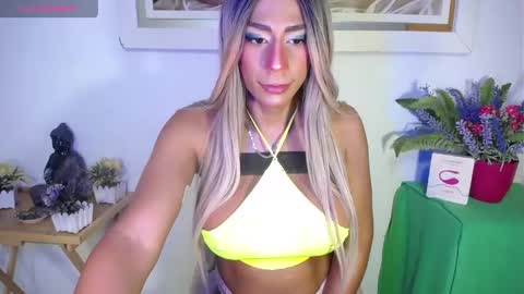 Snapshot of annysheby chatting on April 29, 2026, 3:21 am AnnySheby online show from April 29, 2026, 3:21 am