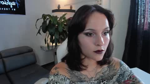 AnnyT online show from September 28, 2025, 9:20 pm